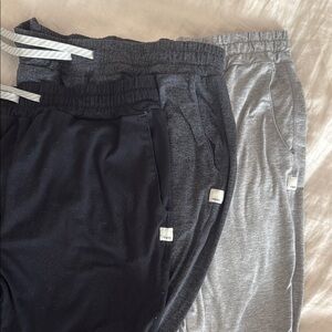 Set of 3 Vuori Women’s Joggers Medium